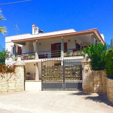 B&B All'Ombra Degli Ulivi Ostuni Dış mekan fotoğraf