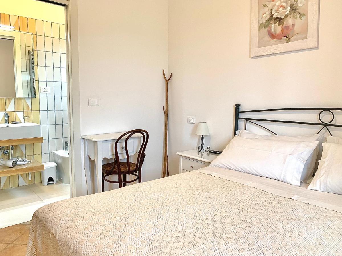 B&B All'Ombra Degli Ulivi Ostuni Dış mekan fotoğraf